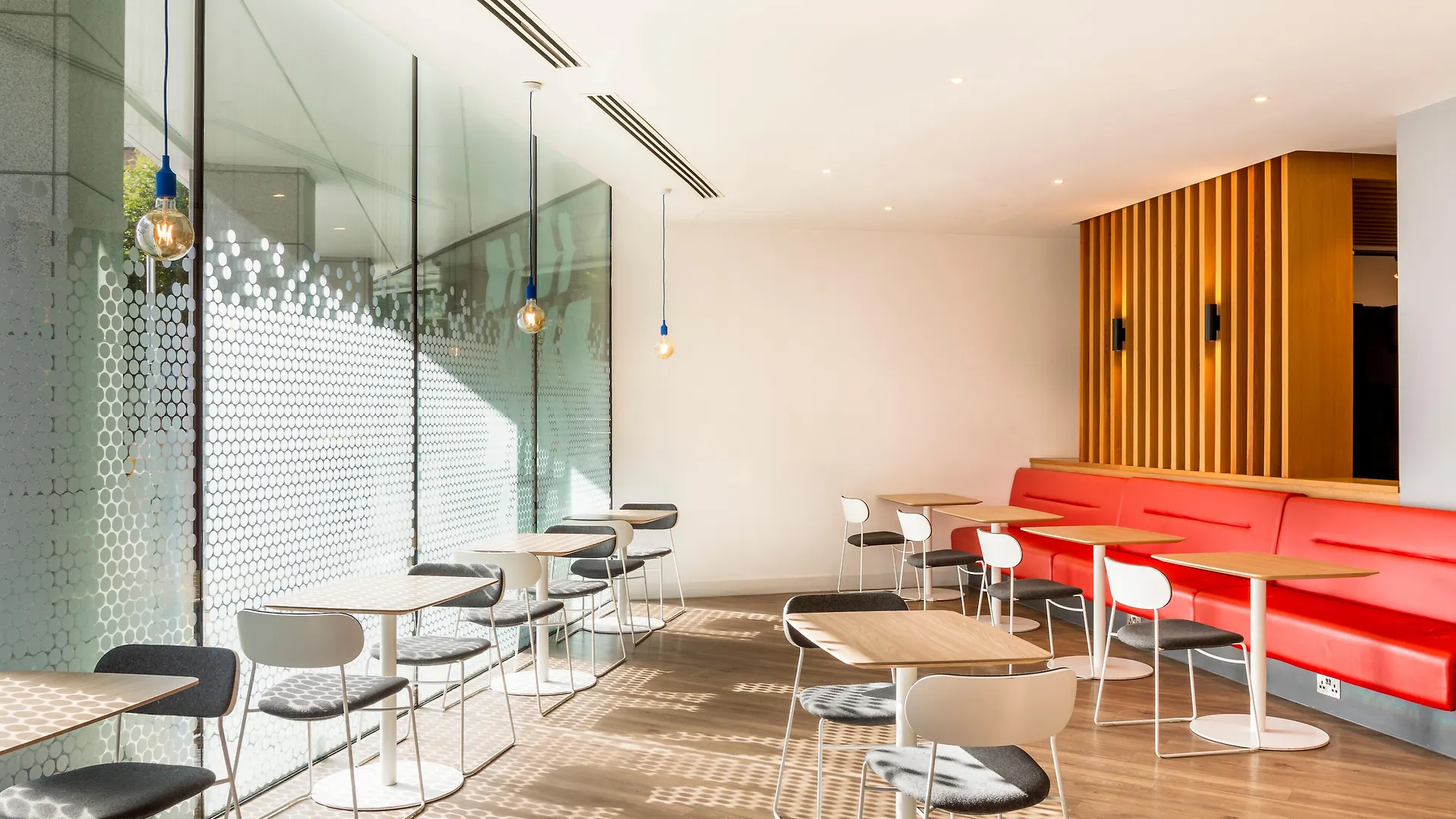 Hotel Holiday Inn Express Dublin City Centre By Ihg
