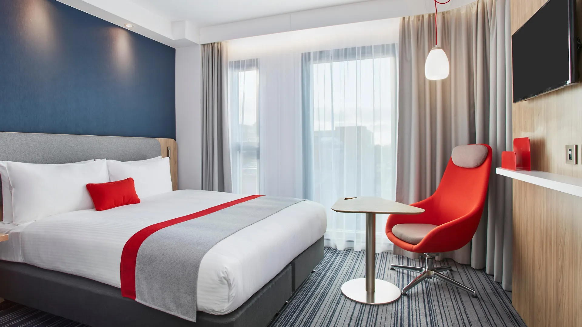 Holiday Inn Express Dublin City Centre By Ihg 3*,