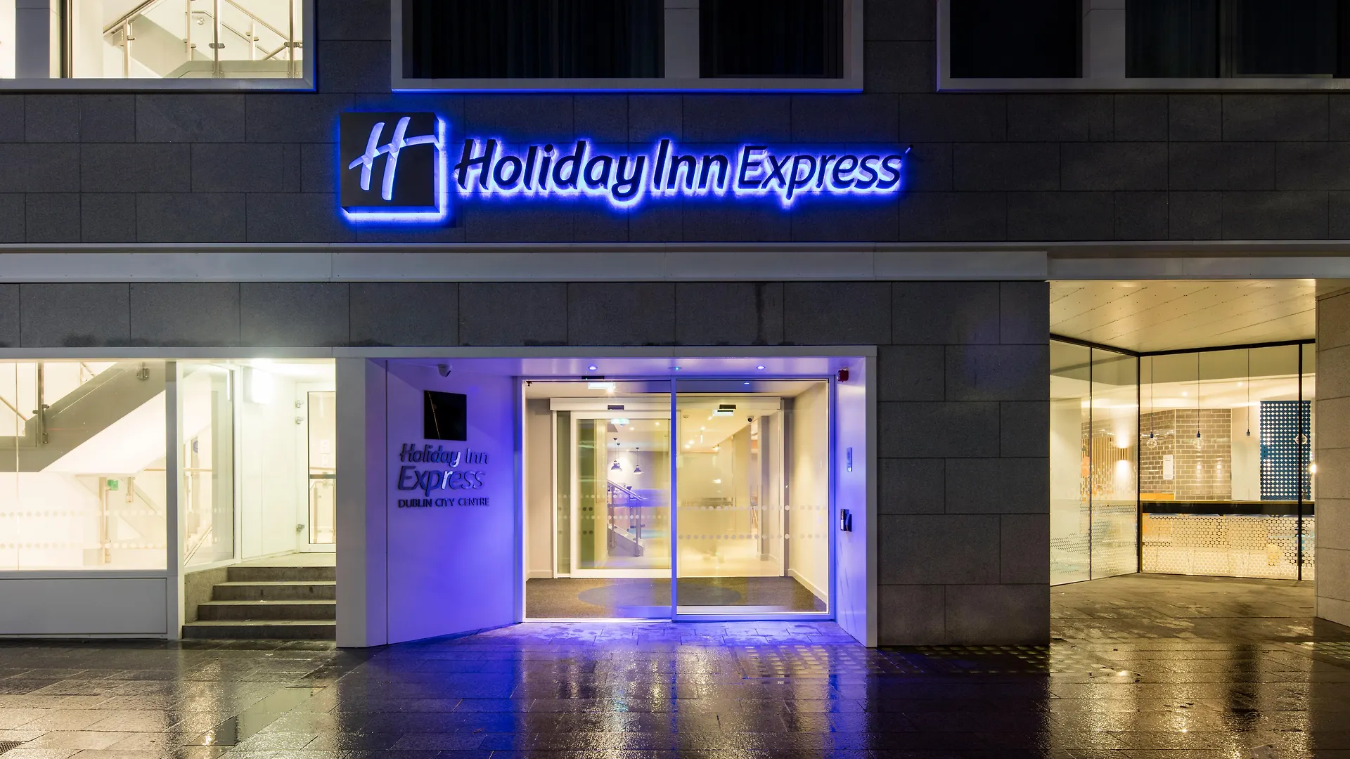 Holiday Inn Express Dublin City Centre By Ihg 3*,