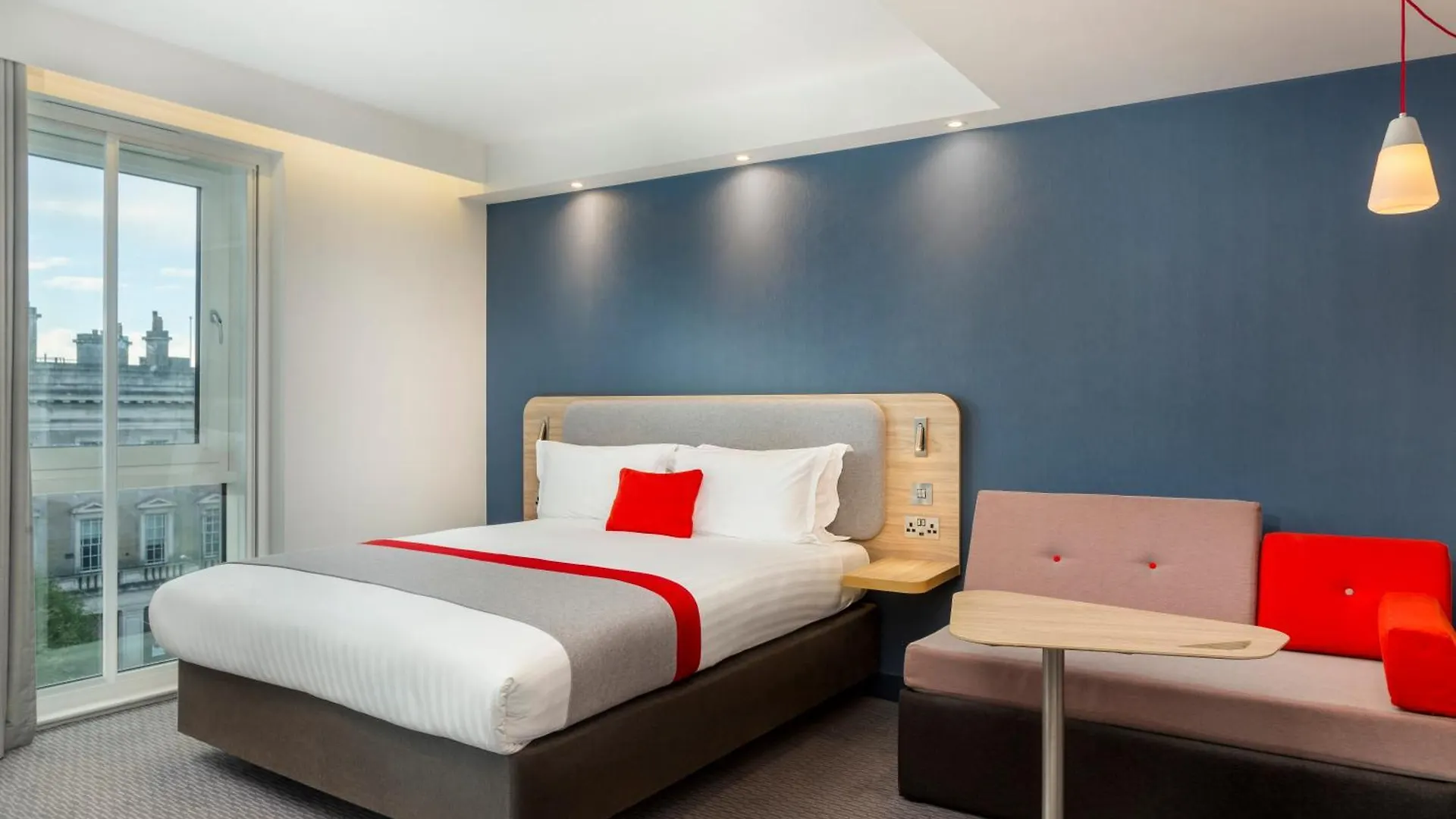 Holiday Inn Express Dublin City Centre By Ihg 3*,  Irlande