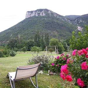 La Petite Maison 05 Trescléoux